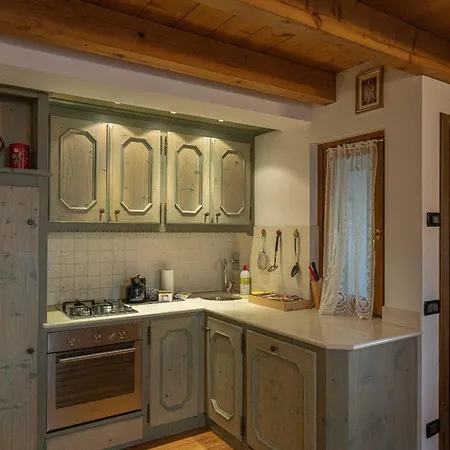 Apartamento Ciandolada 4 *